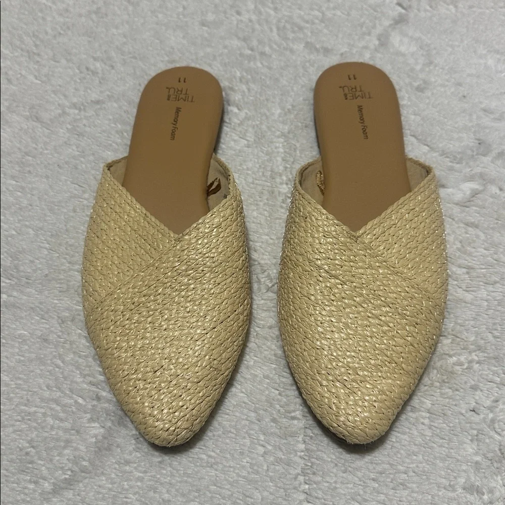 Time & Tru | size 11 | raffia mules - Picture 3 of 6